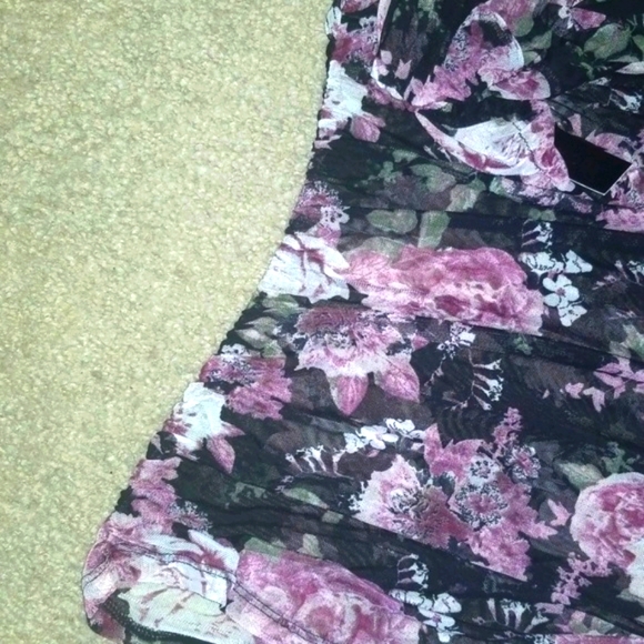 Almost Famous sheer top - Picture 7 of 7